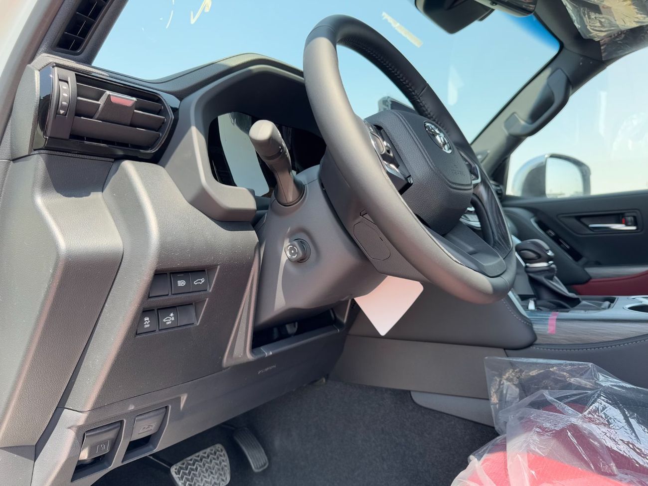 Toyota Land Cruiser 2025 TOYOTA LAND CRUISER VXR 3.3L DIESEL 4X4 7-SEATS GCC BRAND NEW 0KM (ONLY FOR EXPORT)