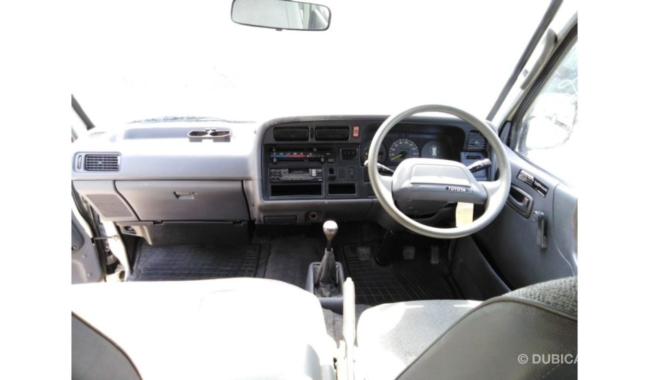 Toyota Hiace Hiace Van RIGHT HAND DRIVE (PM240)