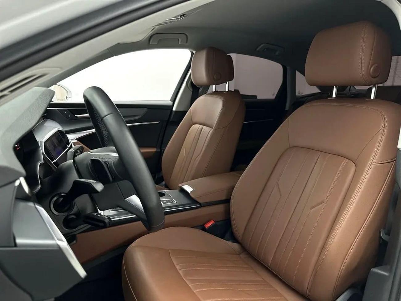 Audi A6 40 TFSI 2.0L Sedan Advanced 40 TFSI 190hp Business (Ref# 00821) EXCLUSIVE RAMADAN OFFER