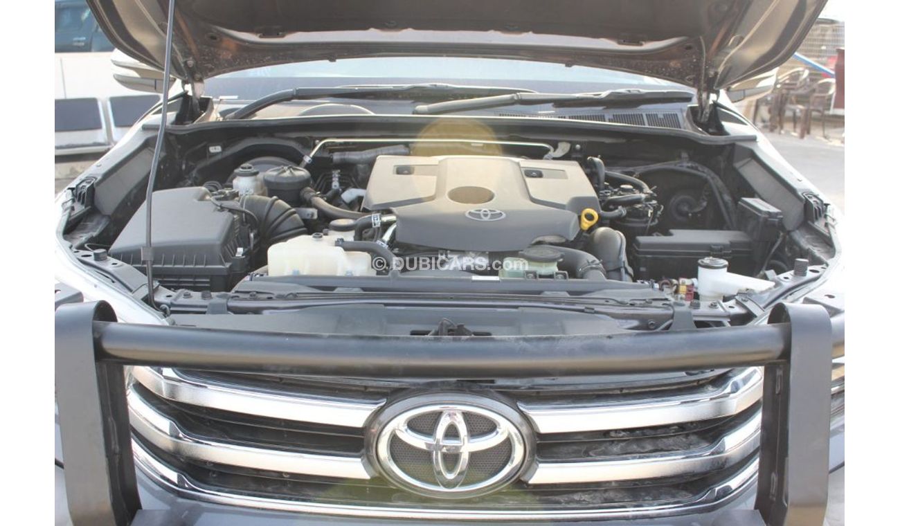 Toyota Hilux TOYOTA HILUX PICKUP REVO SRS