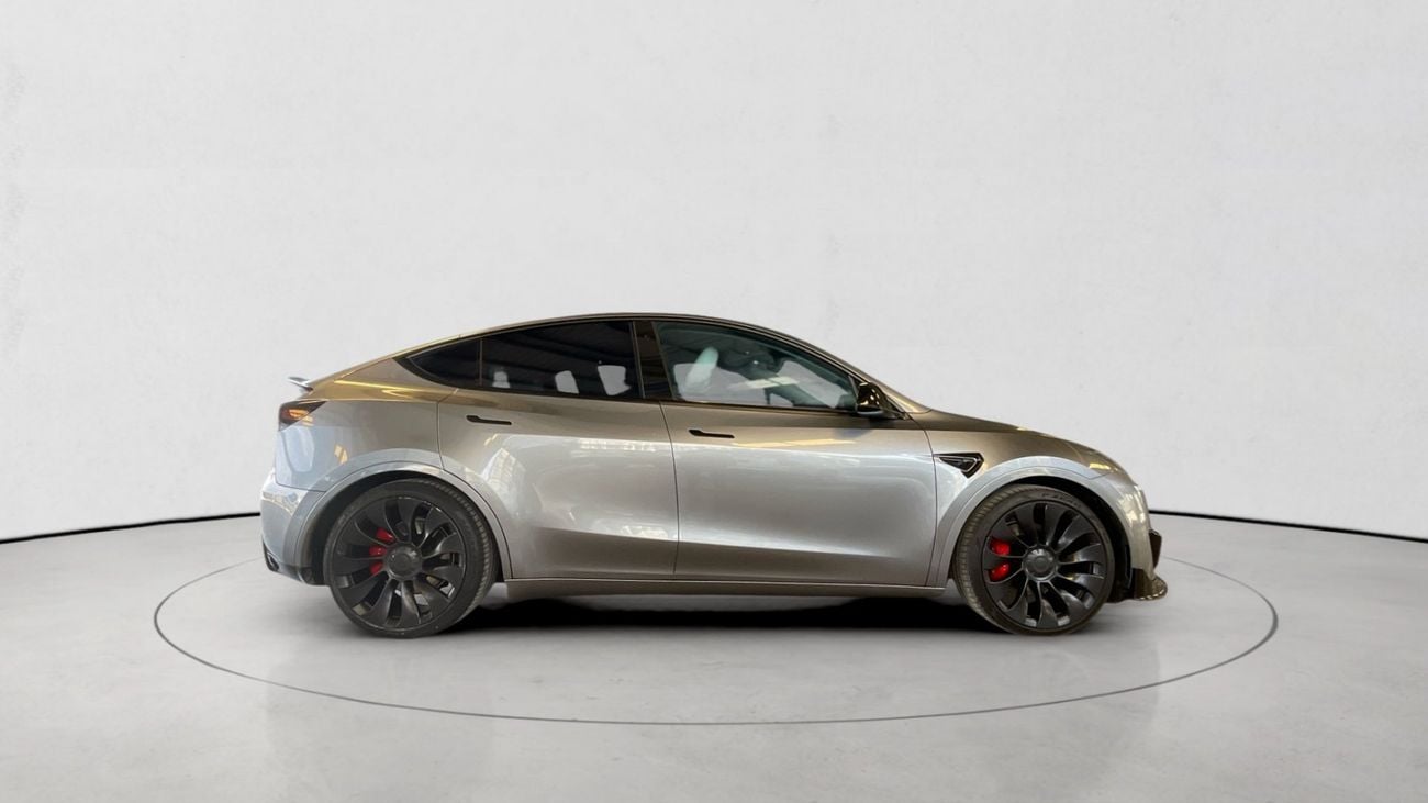 تسلا موديل Y BEV PERFORMANCE QUICKSILVER BW INT 21 | شامل الضمان | 0 ﺪﻔﻋﺓ ﺃﻮﻟﻯ