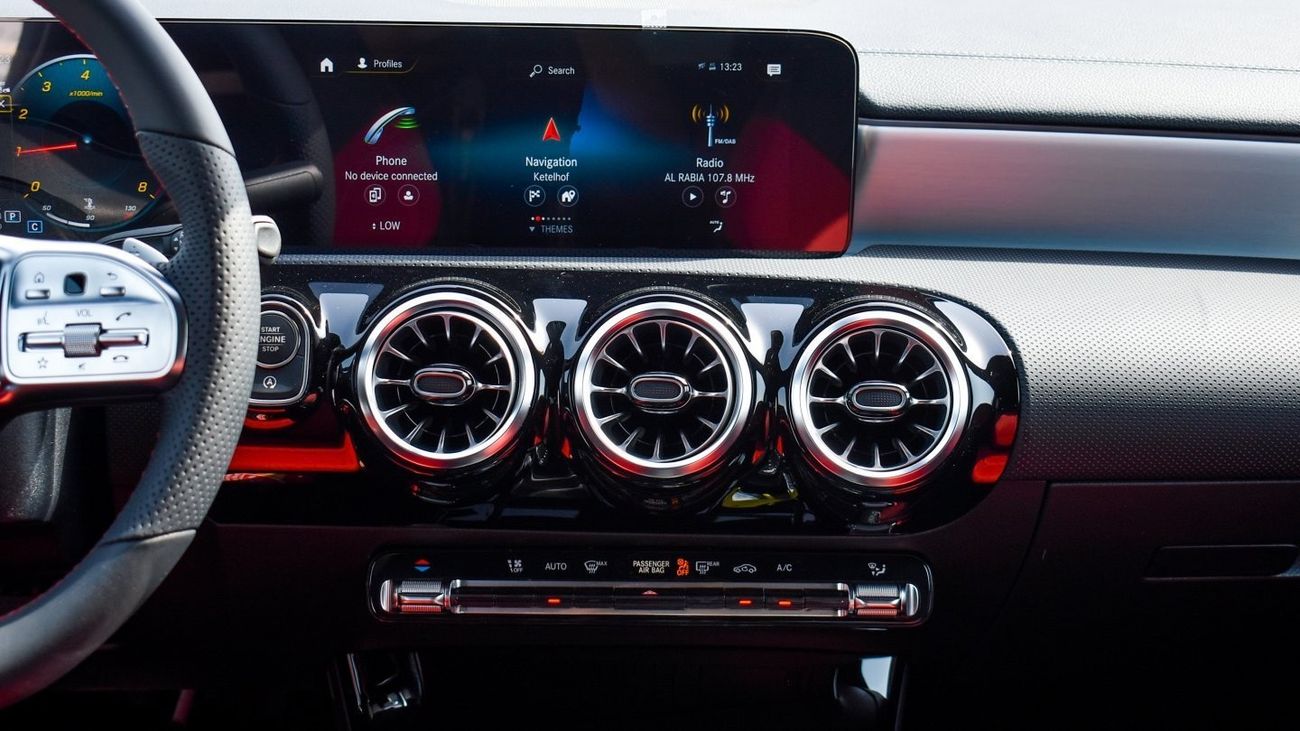 Mercedes-Benz CLA 200 Local Registration +10%