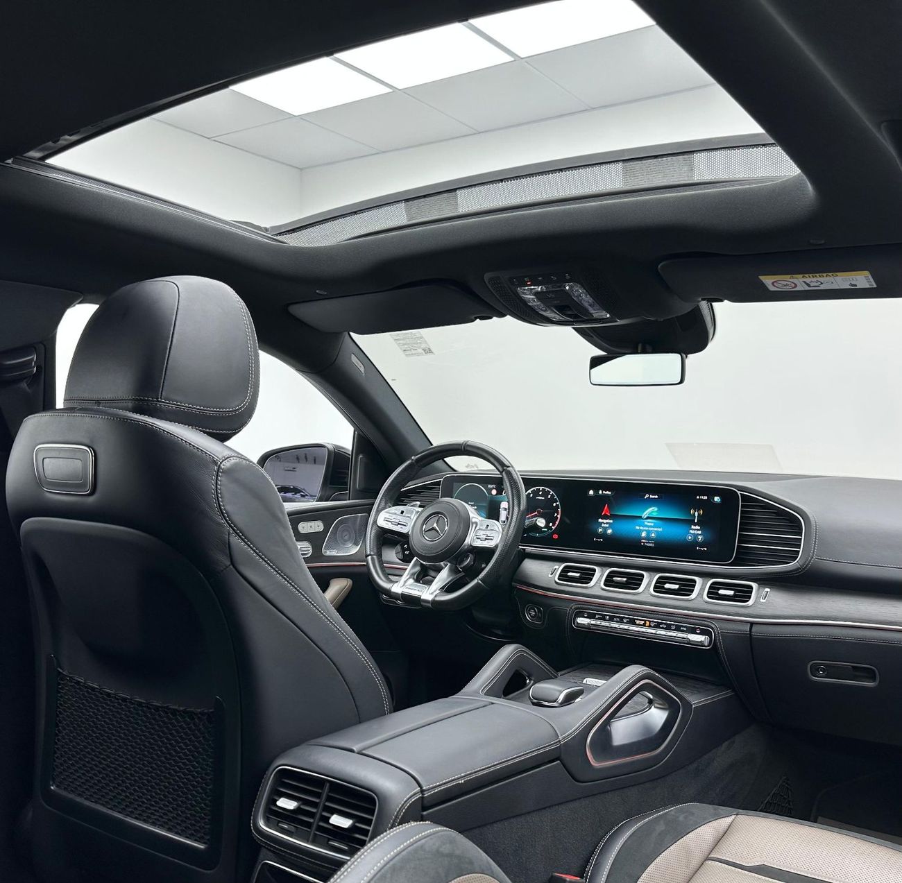 مرسيدس بنز GLE 53 AMG 4MATIC+ Coupe 2021 Mercedes Benz GLE53 AMG 4MATIC Coupe, Warranty, Full Mercedes Service History