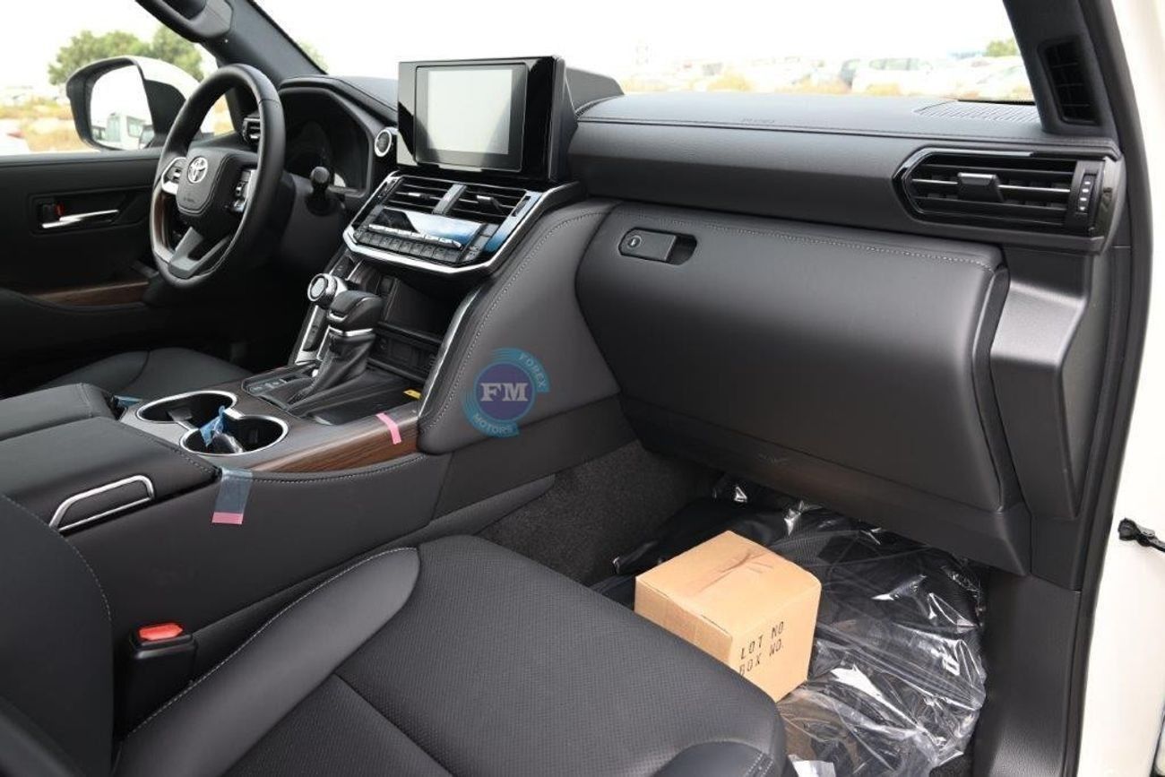 Toyota Land Cruiser 300 GXR V6 4.0L Petrol Automatic