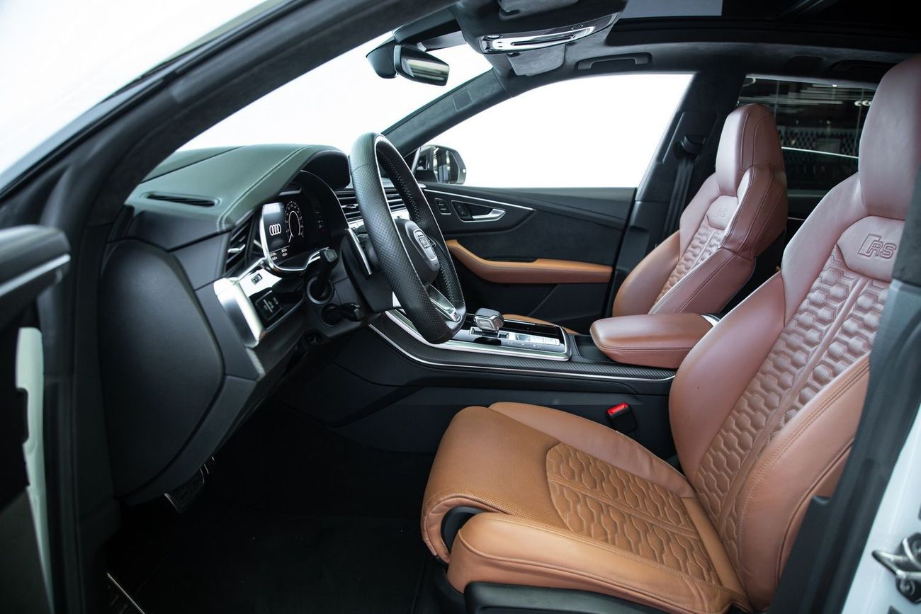 أودي RSQ8 quattro 4.0L