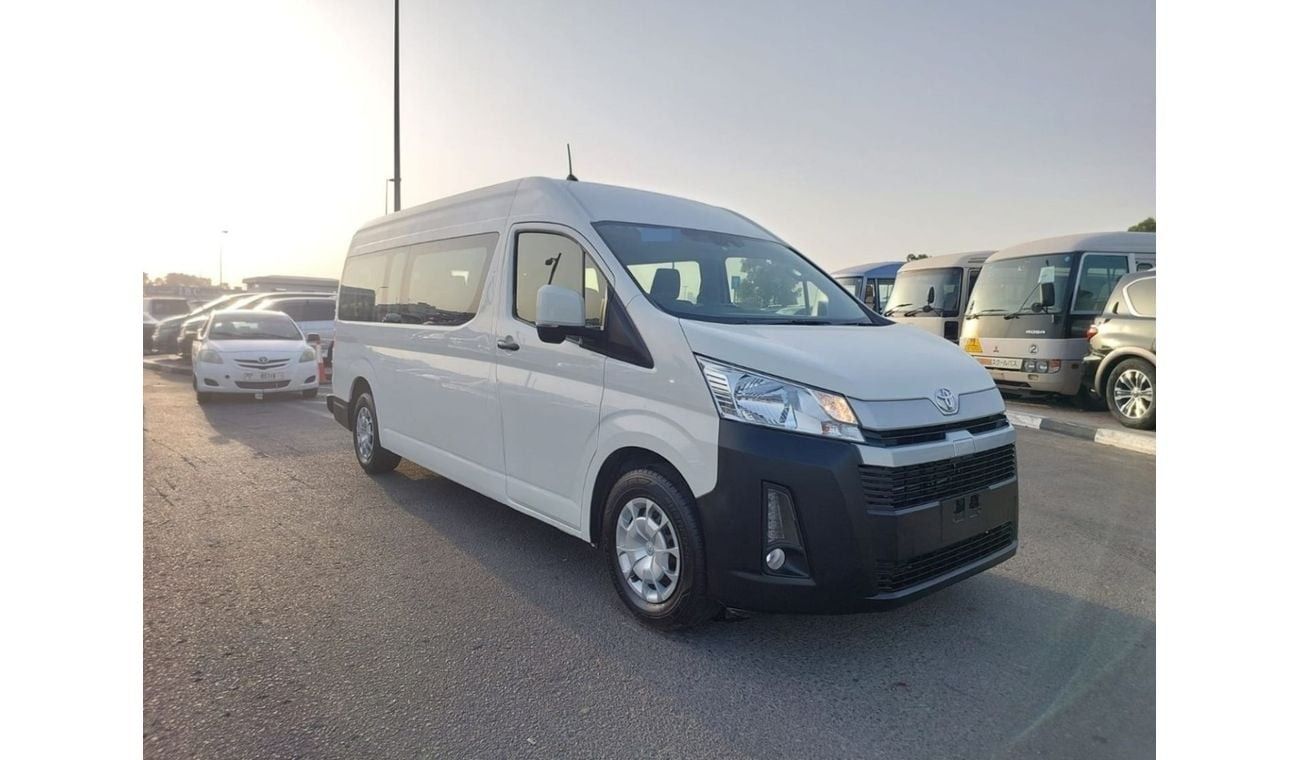 Toyota Hiace TOYOTA HIACE COMMUTER VAN RHD 2019 MODEL 2.8 L DIESEL AUTOMATIC(PM01938)