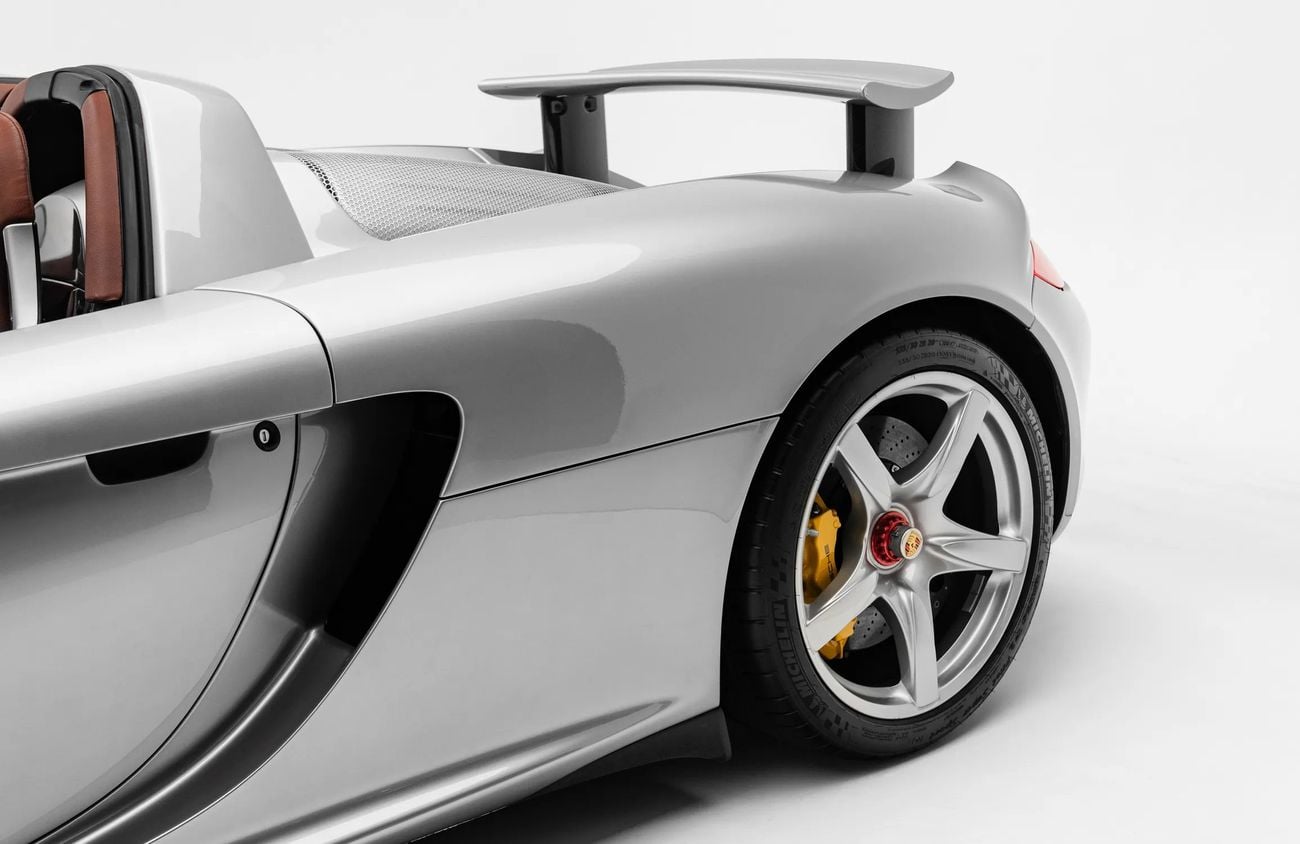 بورش كاريرا جي تي 5.7L V10 Engine