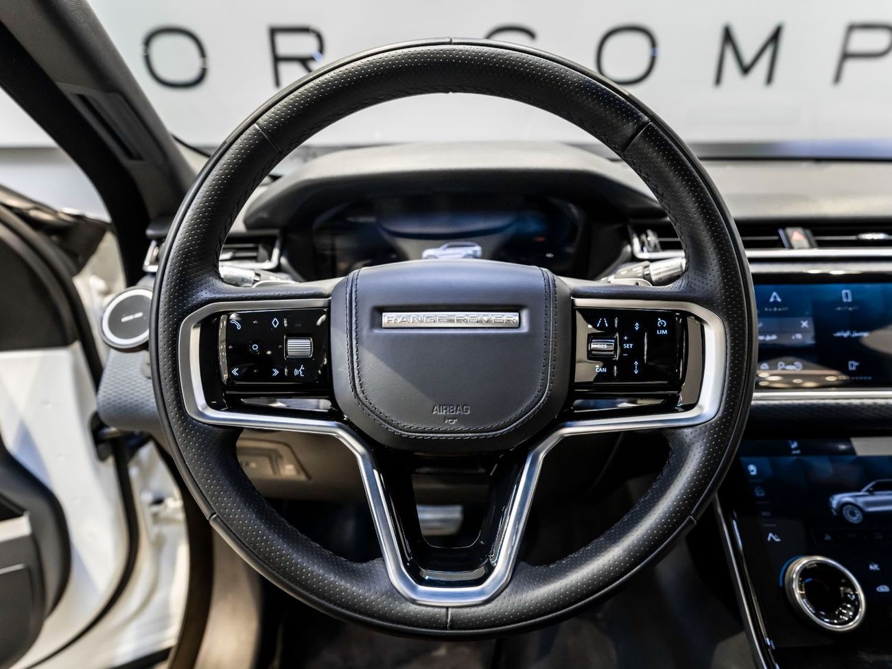 Land Rover Range Rover Velar 2022 Range Rover Velar P250 SE R-Dynamic, 2027 Land Rover Warranty, Full Service History, GCC
