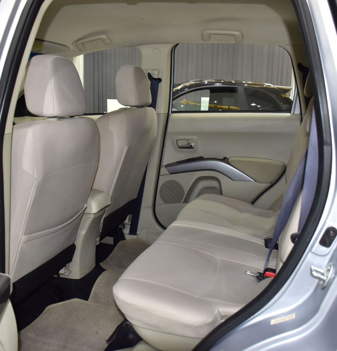 Mitsubishi Outlander EXCELLENT DEAL for our Mitsubishi Outlander 4WD ( 2012 Model ) in Silver Color GCC Specs