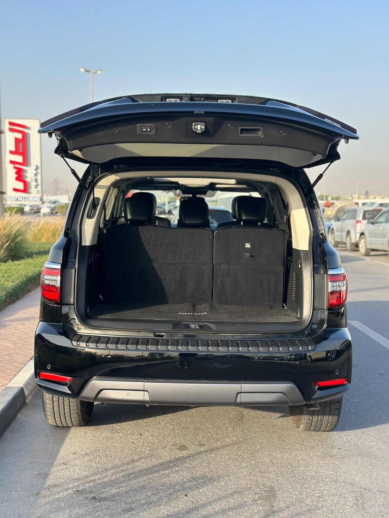 نيسان أرمادا SL 360 camera,Sunroof Full option