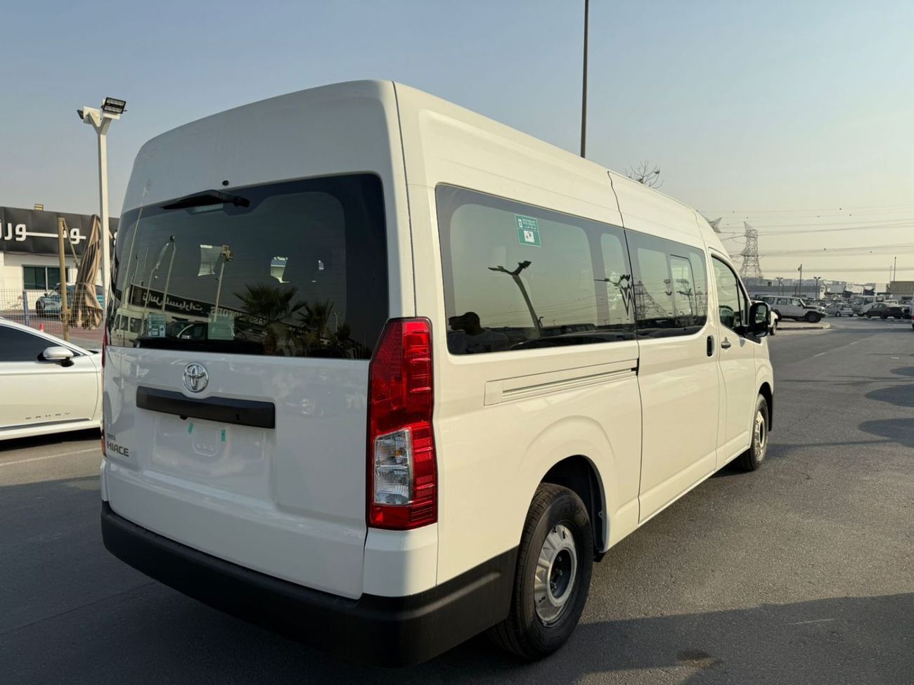 Toyota Hiace HIACE 2026 MODEL 13 SEATS 3.5L PETROL V6 HIGH ROOF A/T