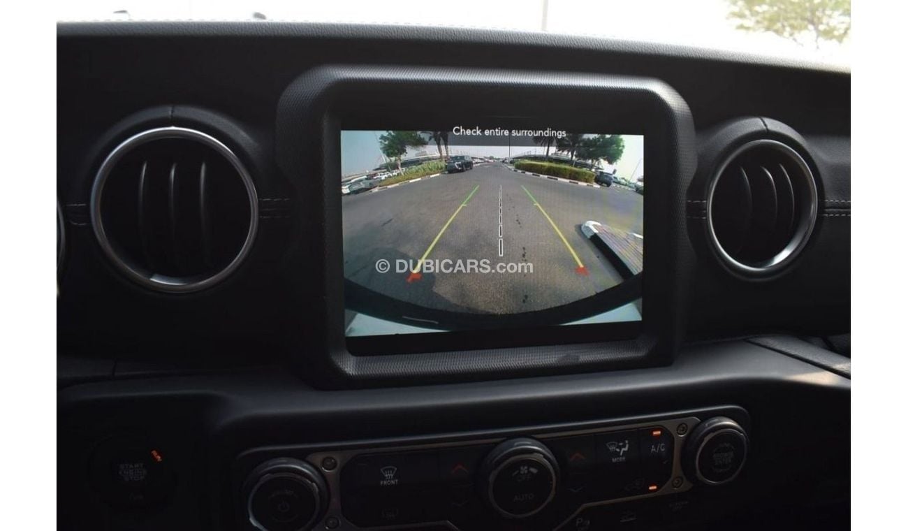 جيب رانجلر صحارى