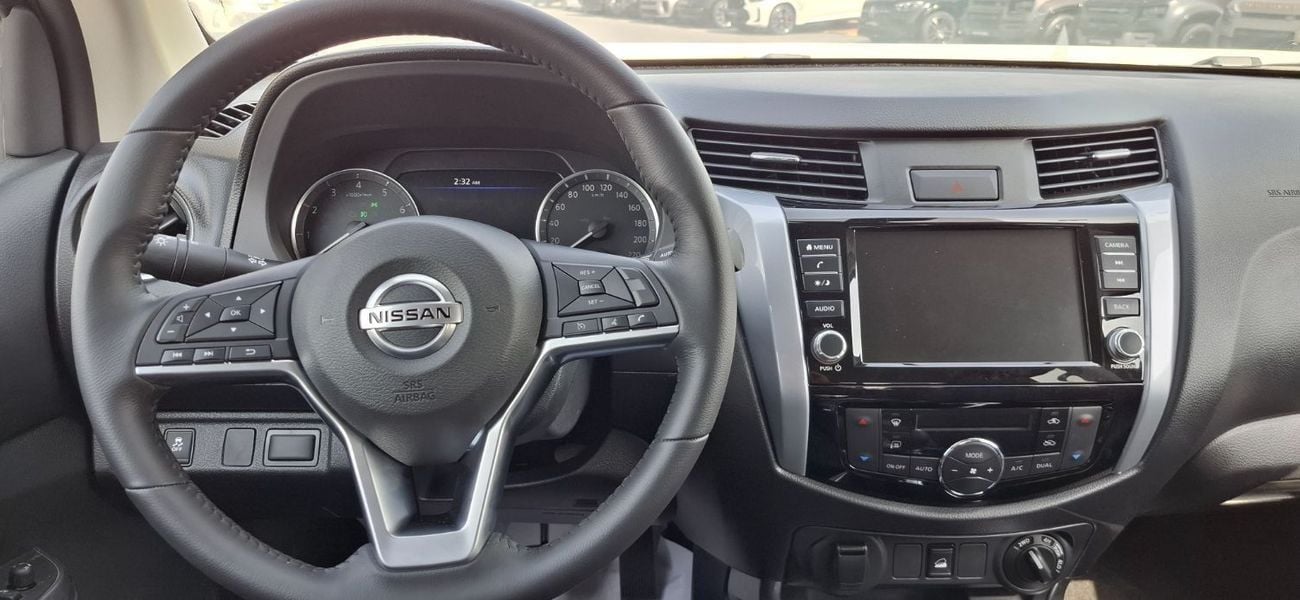 نيسان نافارا G 2.5L 4WD M/T NISSAN Navara 2.5L petrol 4X4 M/T