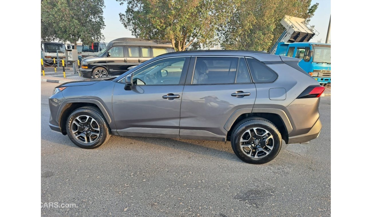 تويوتا راف ٤ TOYOTA RAV4 VERY CLEAN CAR