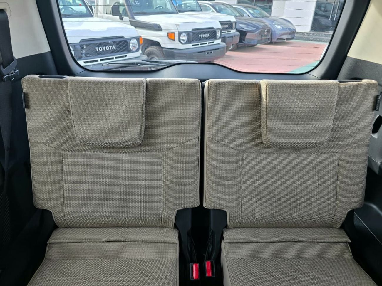 تويوتا برادو Toyota land Cruiser prado  MID 2.4l petrol Turbo A/T SUV 4WD  grey color 2026 model