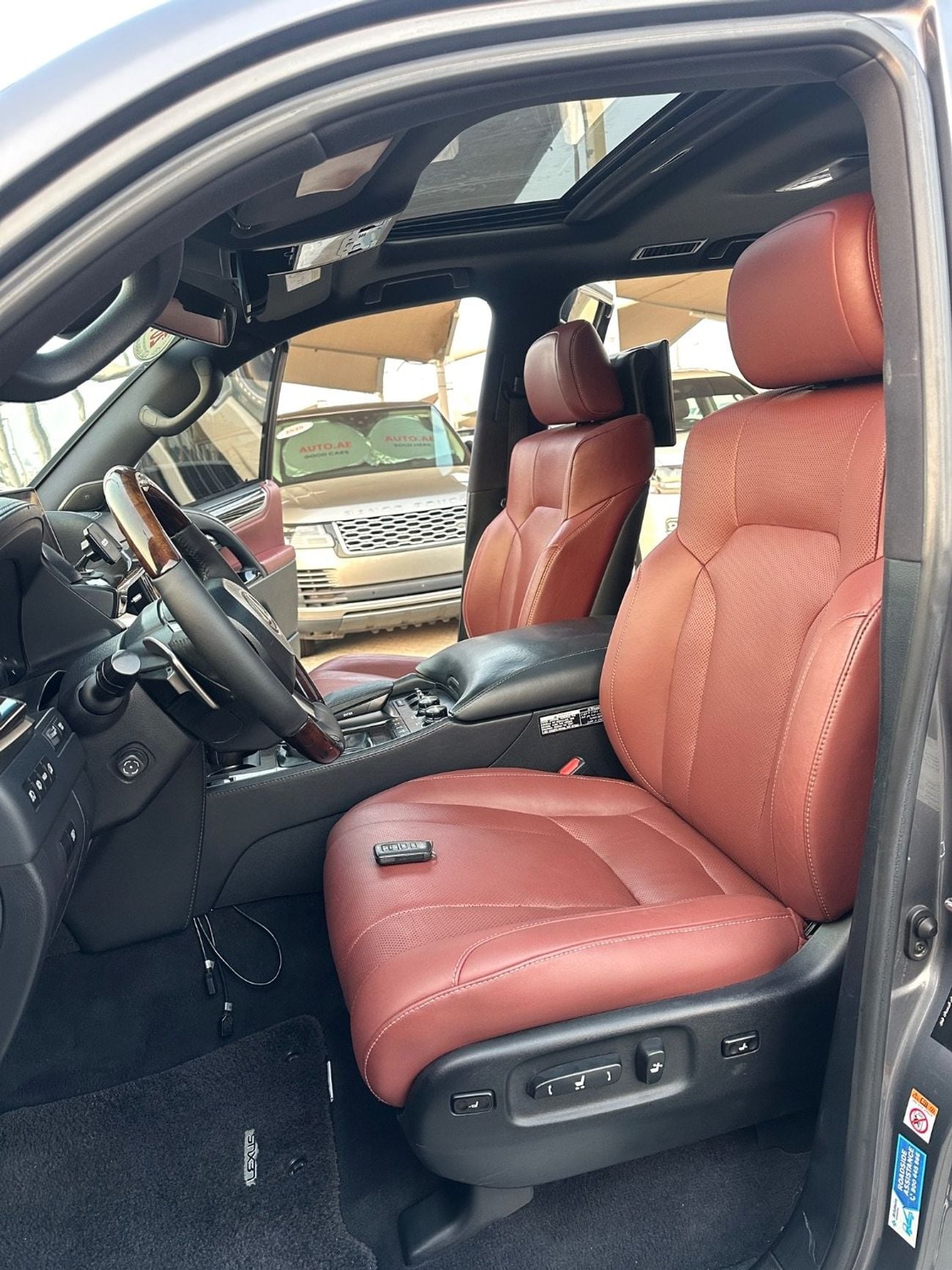 Lexus LX570 PLATINUM