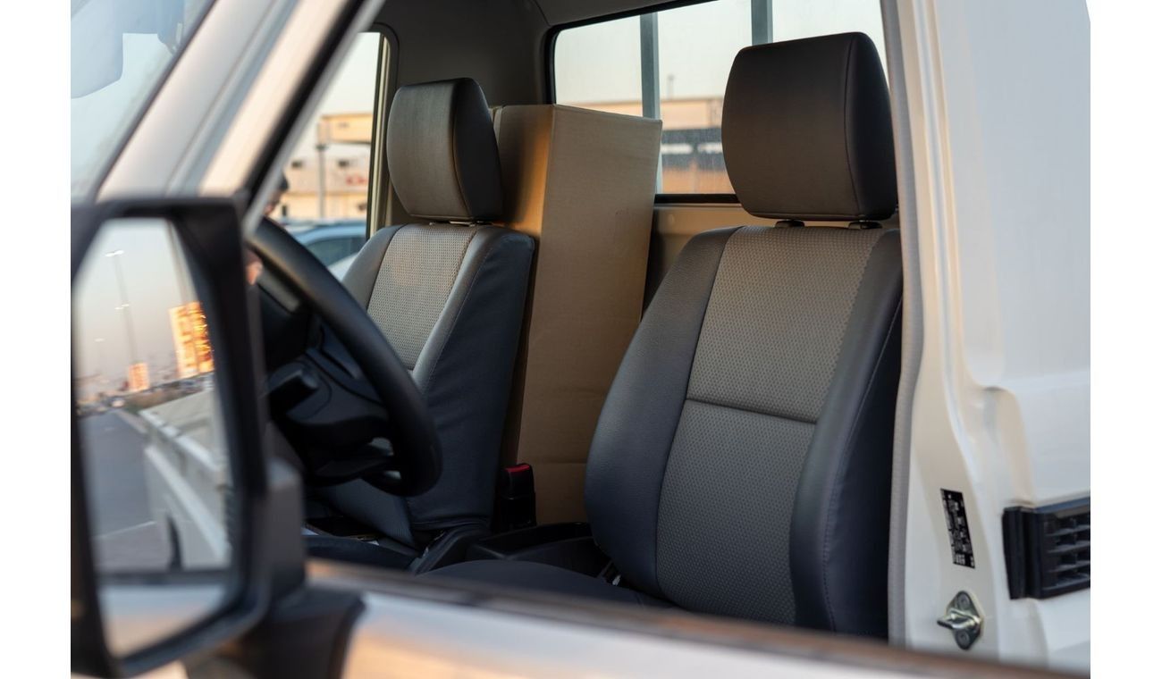 Toyota Land Cruiser Pick Up LC 79 SINGLE CABIN 2.8 DSL AUTOMATIC 2024 MODEL