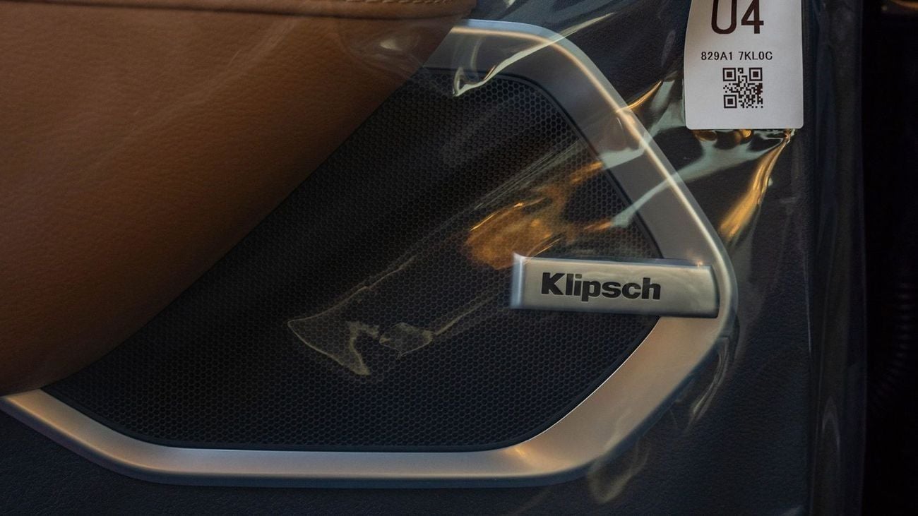 Nissan Patrol 2026 Nissan Patrol LE Platinum 3.5L AT Petrol TT (Blue-Tan) (Export Only)