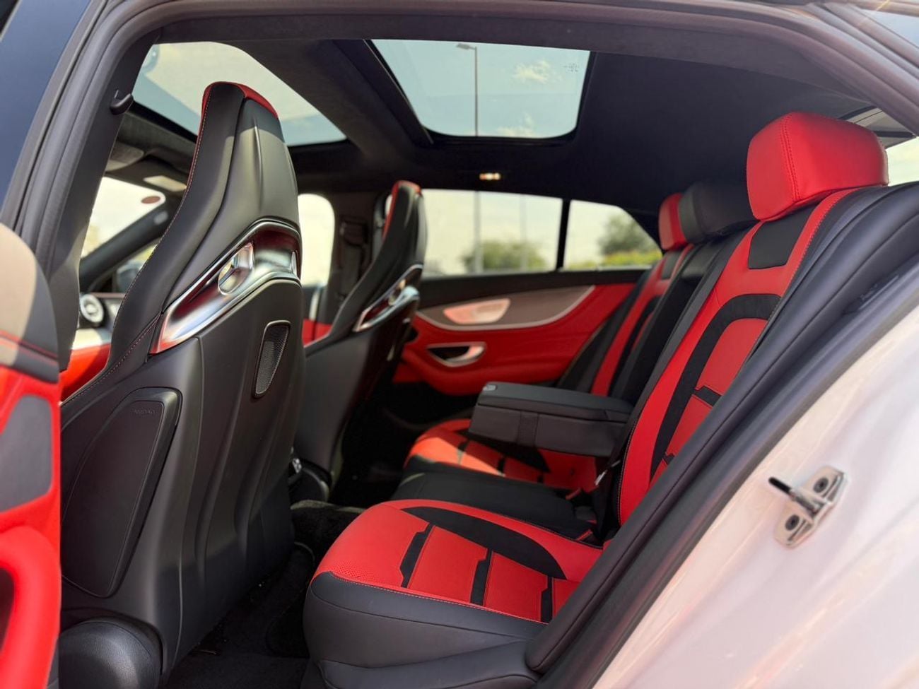 مرسيدس بنز AMG GT FULL