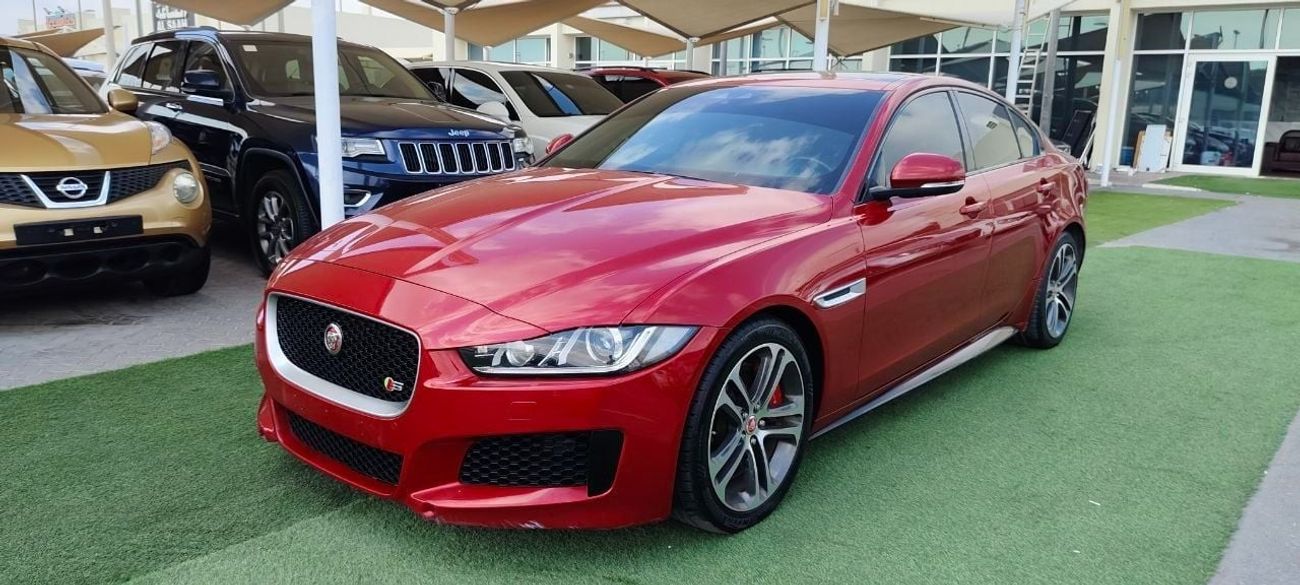 Jaguar XE
