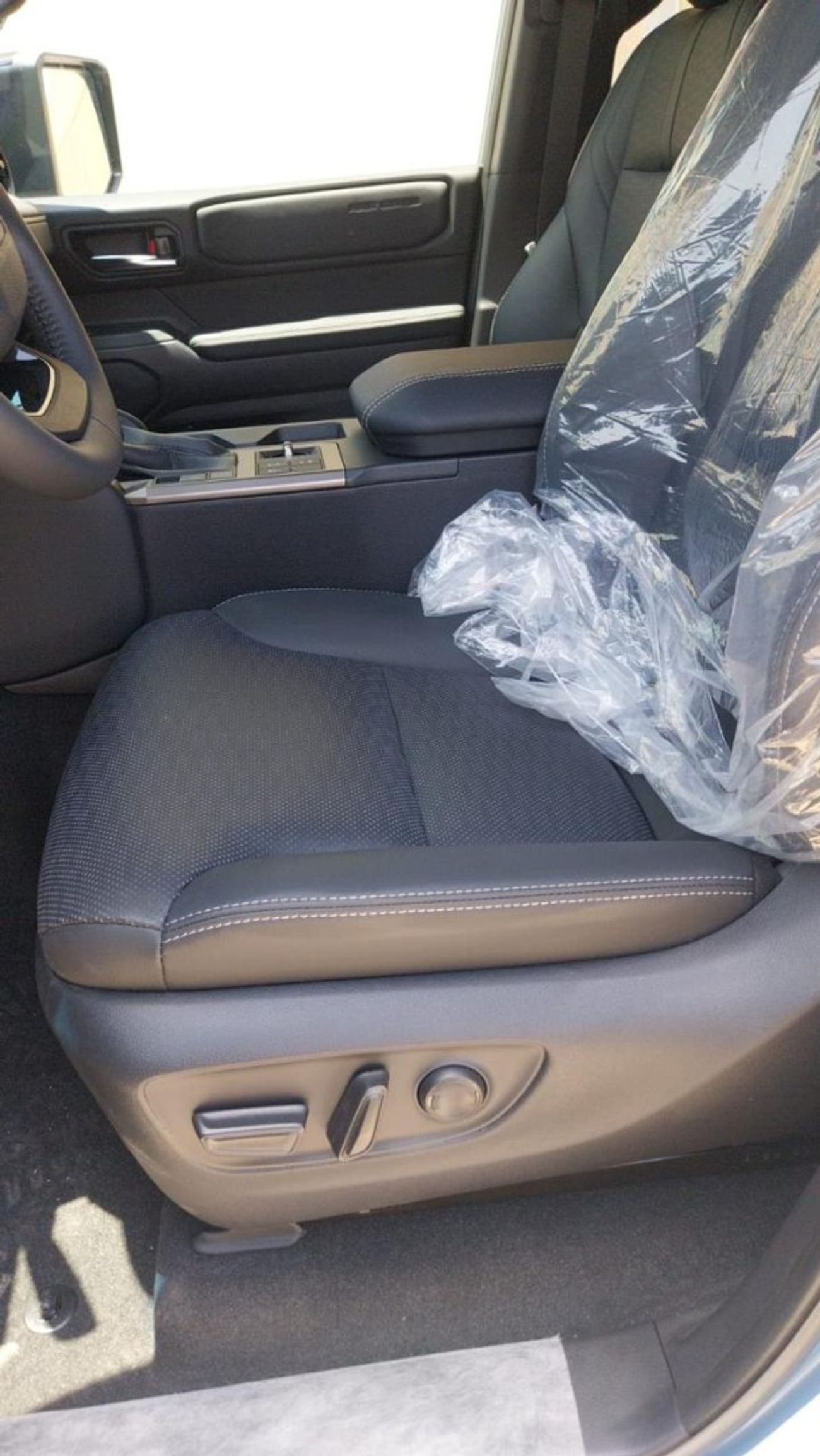 Toyota Prado PRADO FIRST EDITION 2.8L DIESEL V4 | 2025 | BRAND NEW | 03 YEARS WARRANTY