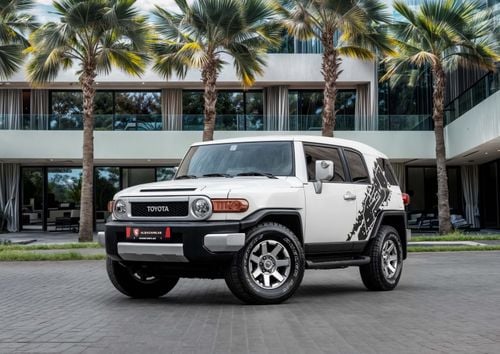 Toyota FJ Cruiser FJ Cruiser GXR | 2,938 P.M | 0% Downpayment | Warranty!