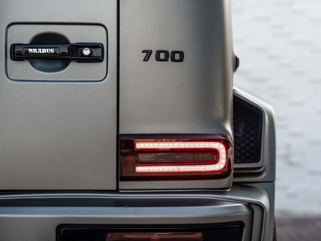 Mercedes Benz G63 AMG BRABUS G 700 WIDESTAR