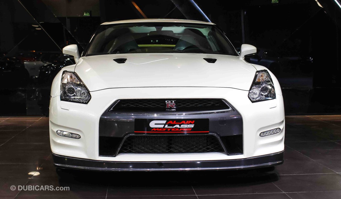 Nissan GT-R