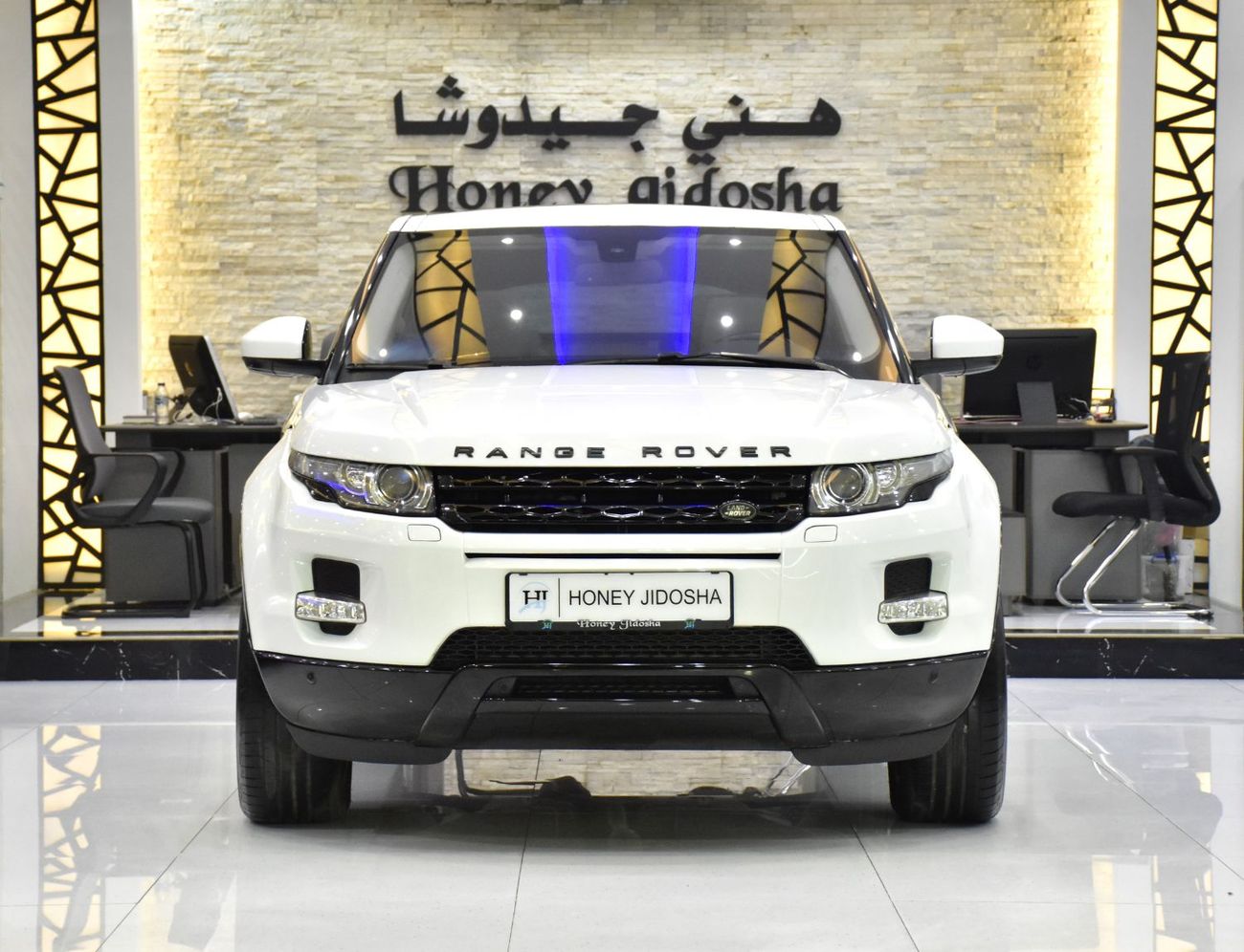 لاند روفر رانج روفر إيفوك EXCELLENT DEAL for our Land Rover Range Rover Evoque ( 2015 Model ) in White Color GCC Specs