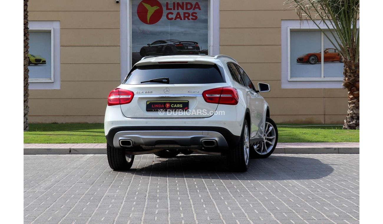 Mercedes-Benz GLA 250 X156