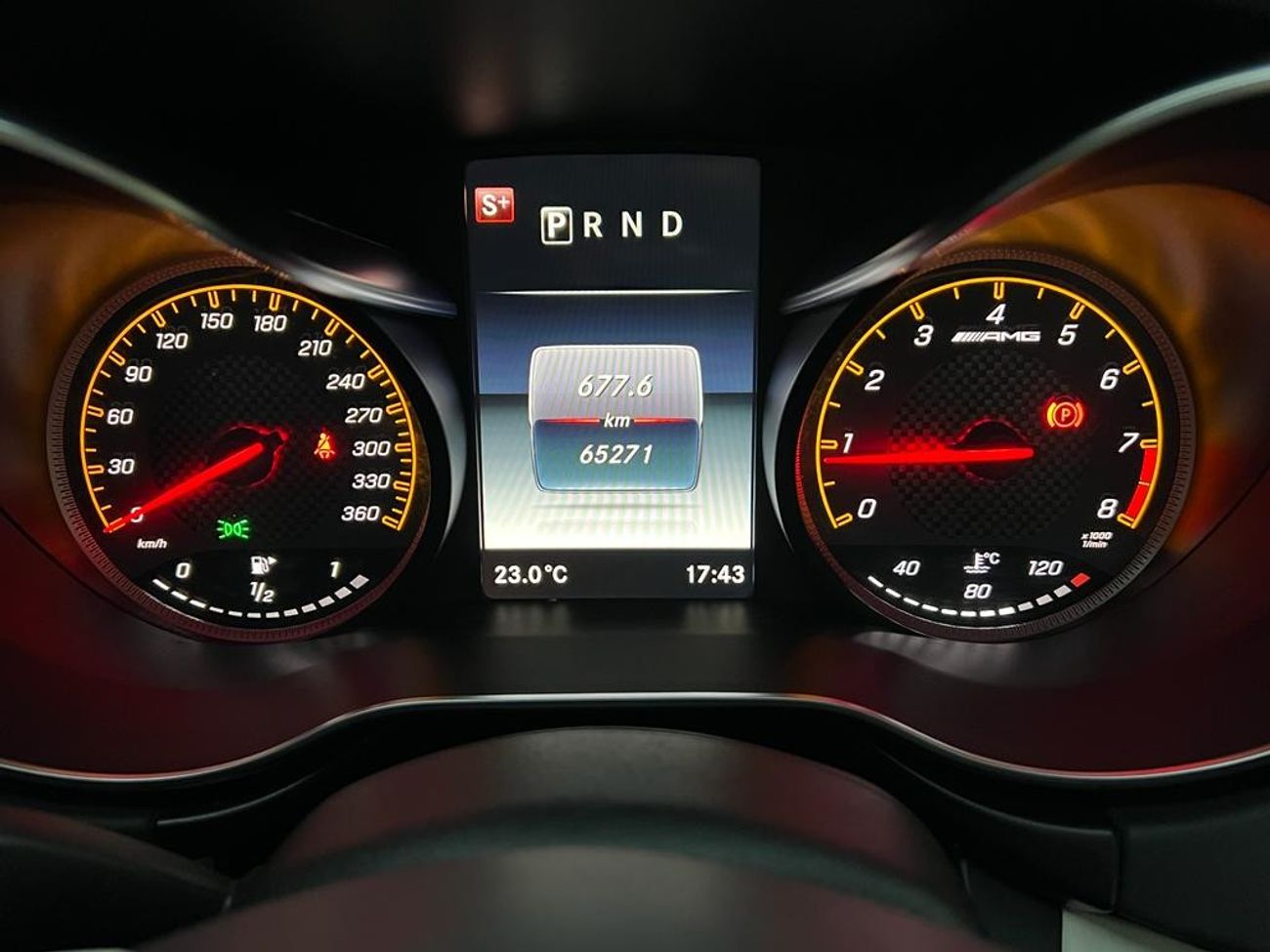 Mercedes-Benz AMG GT S MERCEDES BENZ GT 63 S AMG GCC CARBON FIBER UNDER WARRANTY FULL SERVICE HISTORY