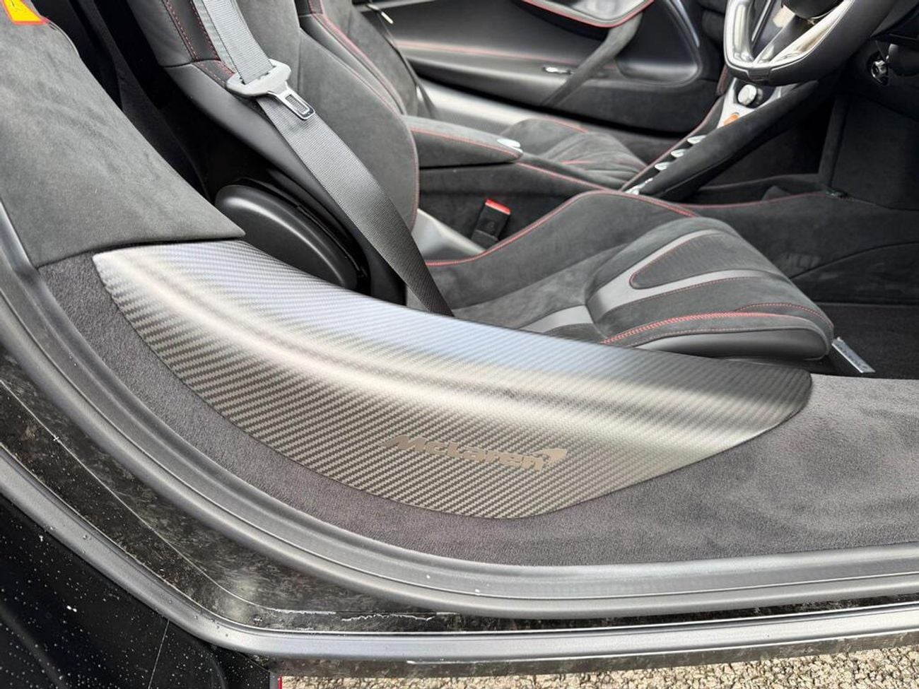 McLaren 750S Spider 4.0T V8 Spider SSG Euro 6 (s/s) 2dr (EXPORT ONLY) Right Hand Drive