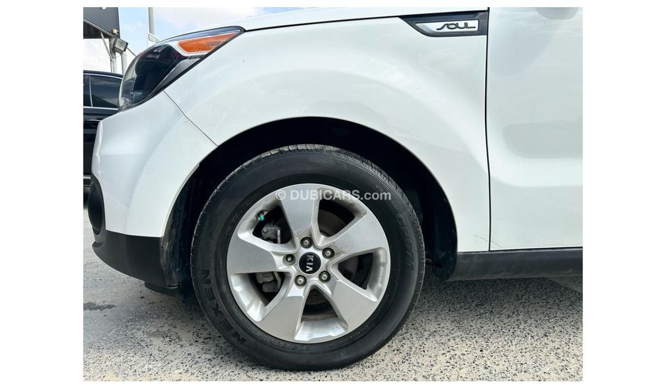 Kia Soul Base