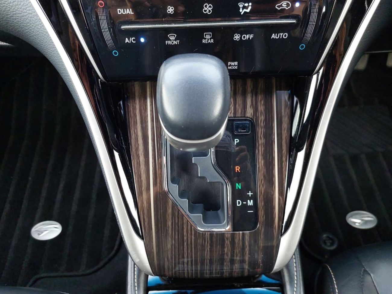 Toyota Harrier TOYOTA HARRIER SUV RHD 2015 MODEL 2.0 L PETROL AUTOMATIC(PM49946)