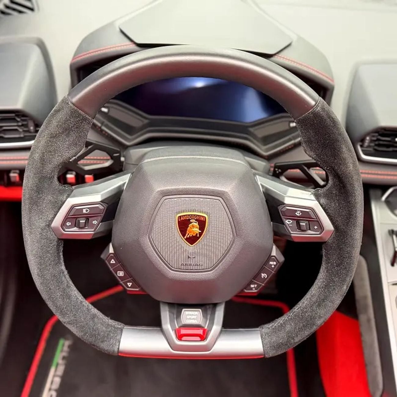 لامبورغيني هوراكان VENEREE ONE OF TEN