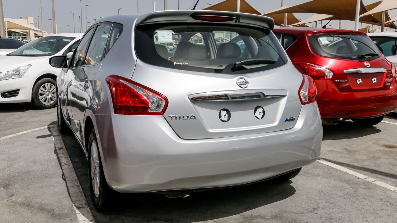 Nissan Tiida GCC - 500 AED monthly instalment