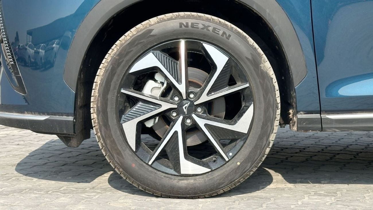 Kaiyi X7 1.6T-Flagship-VERSION-7-SEATS-AT