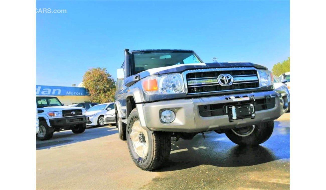 Toyota Land Cruiser Pick Up DISEIL  HARD TOP