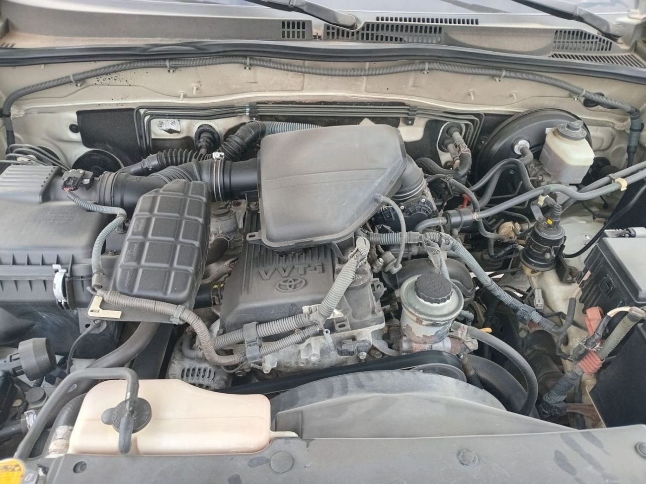 تويوتا برادو 2.7L PETROL AUTOMATIC TRANSMISSION