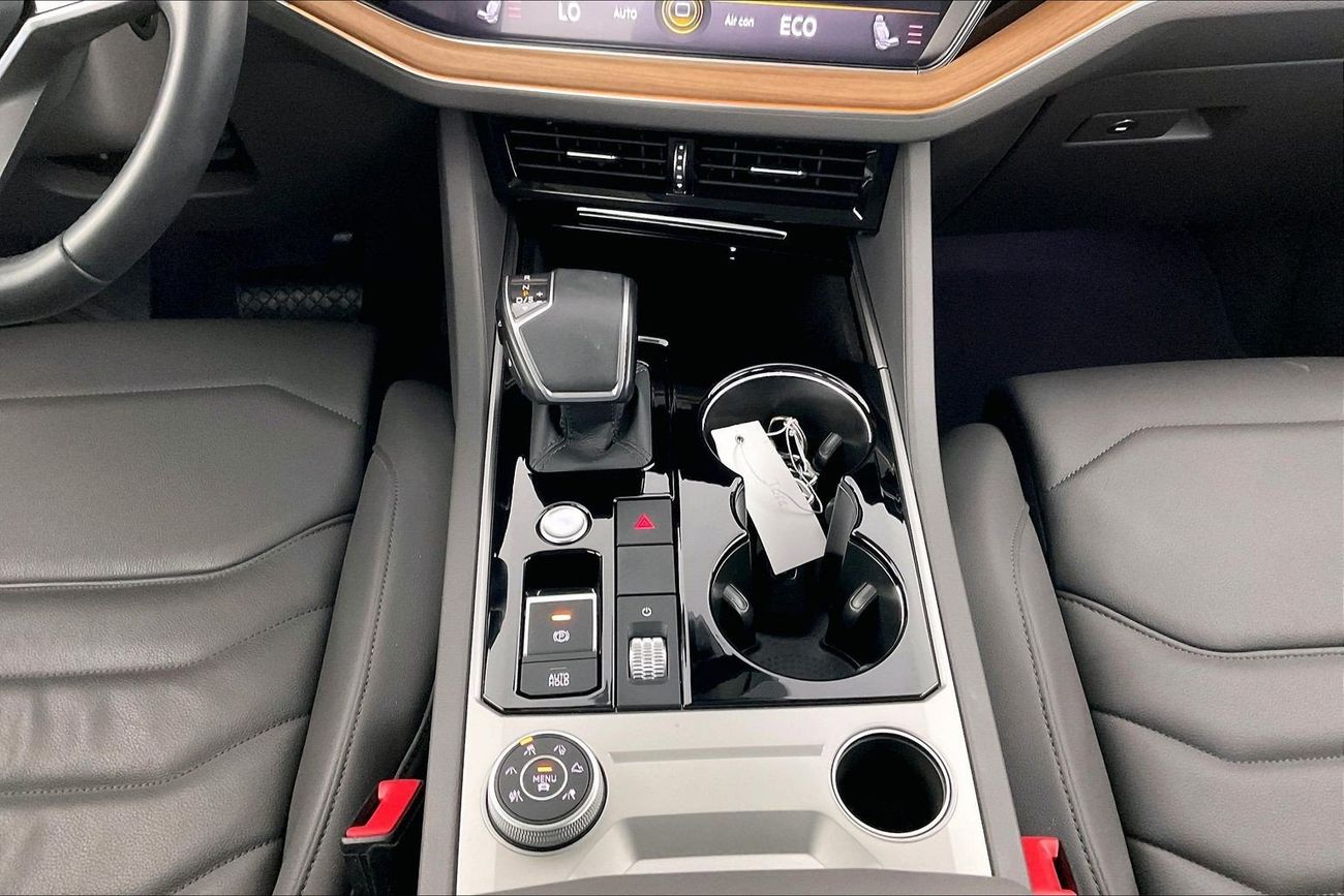 Volkswagen Touareg Highline | Guaranteed Warranty | 0 Down Payment