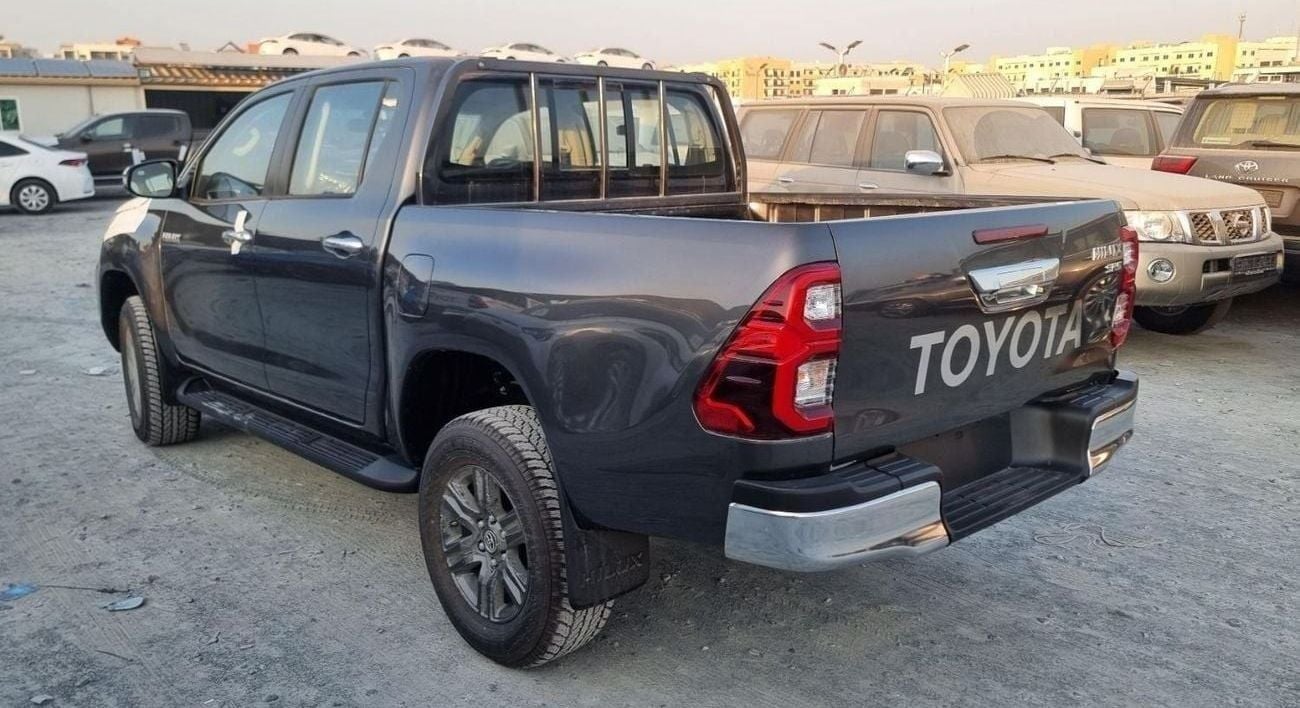 تويوتا هيلوكس SGLX TOYOTA HILUX 2.4 DSL 4x4 DOUBLE CABIN AUTOMATIC PUSH START WIDE BODY