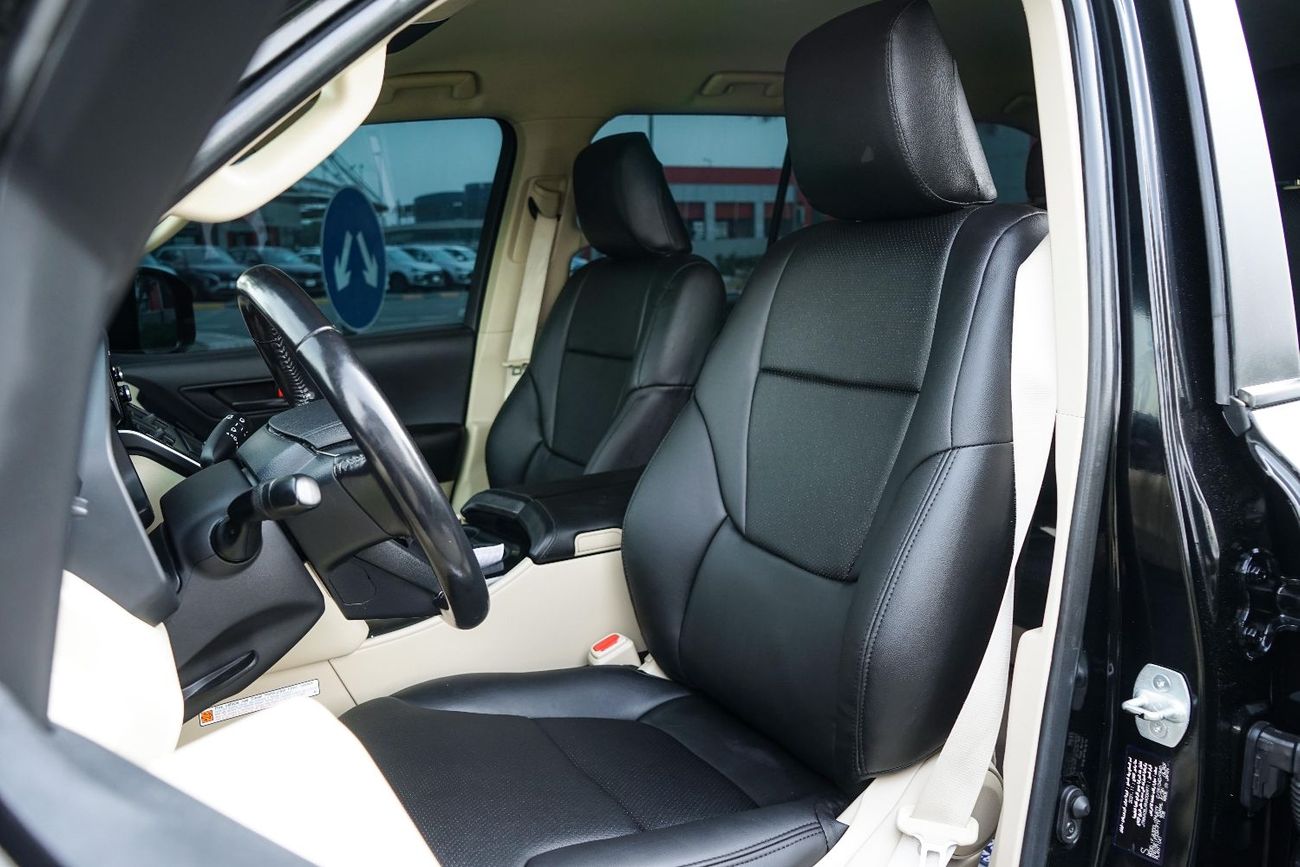 تويوتا لاند كروزر GXR3 3.3L