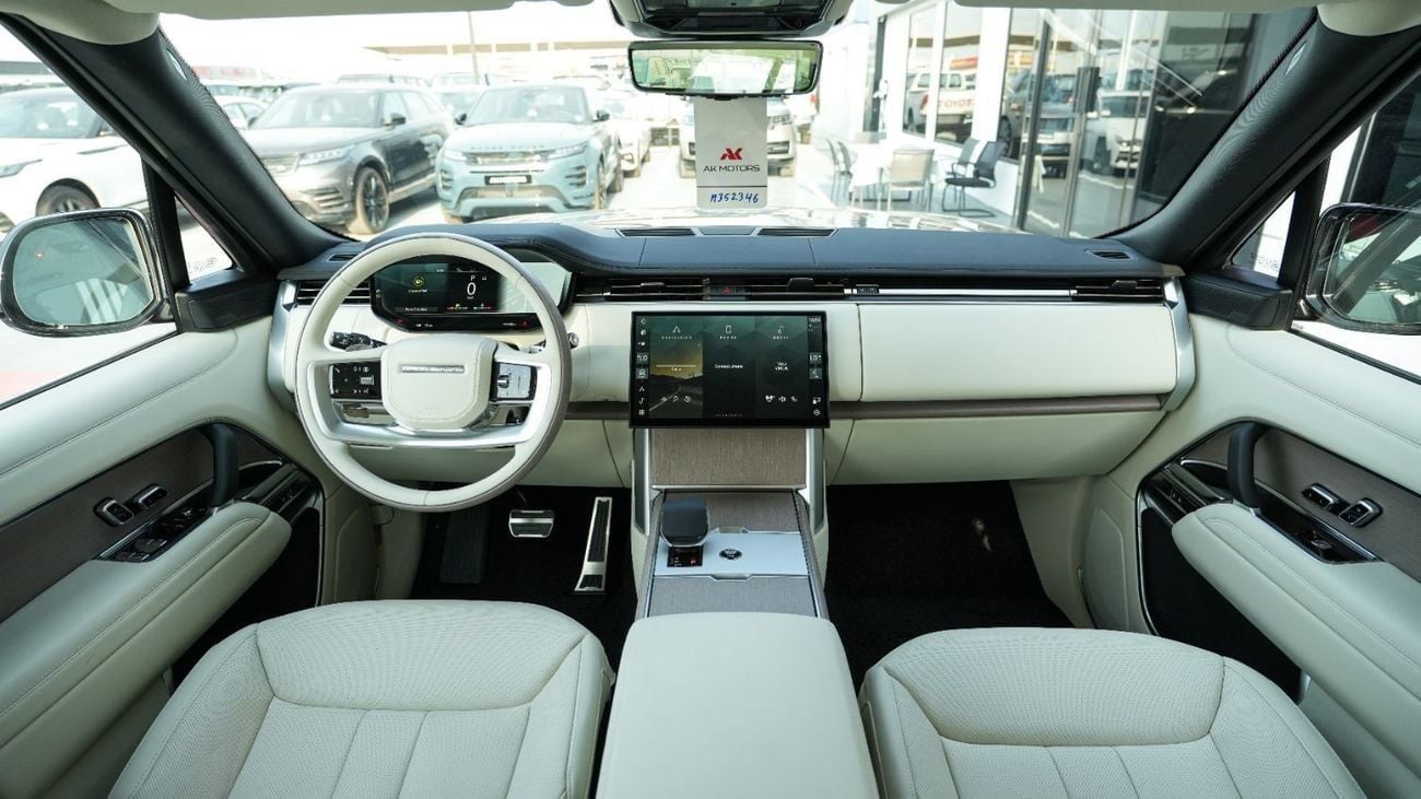 Land Rover Range Rover HSE P400 3.0L V6 Charente Grey 2026MY Export Only