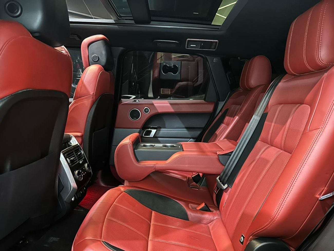 Land Rover Range Rover Sport HSE 3.0L (335 HP) RANGE ROVER SPORT | GCC | 2020 | HSE FULL OPTIONS | VERY GOOD CONDITIONS