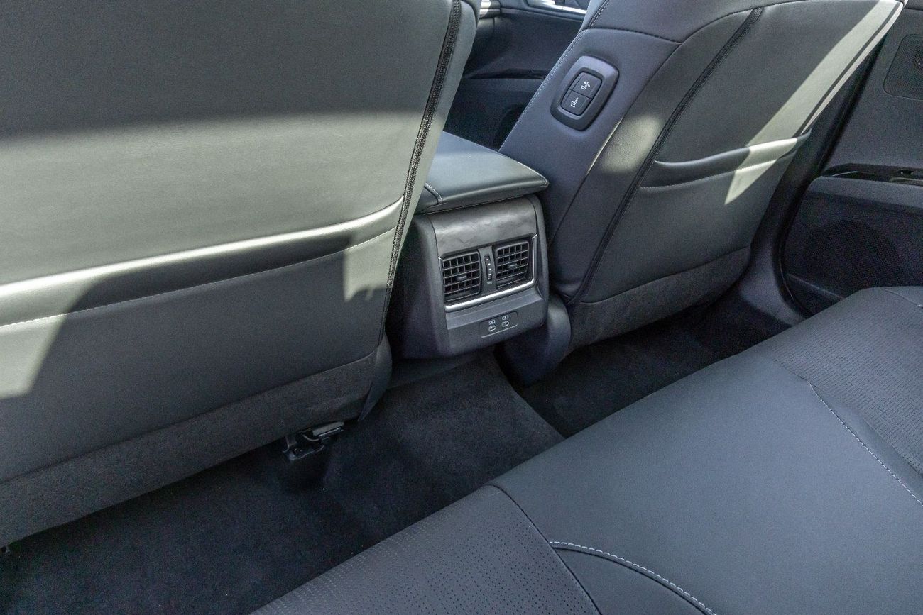 Toyota Camry Toyota Camry 2.5 Hybrid Intelligent Dual-Engine - 2024  (Export)