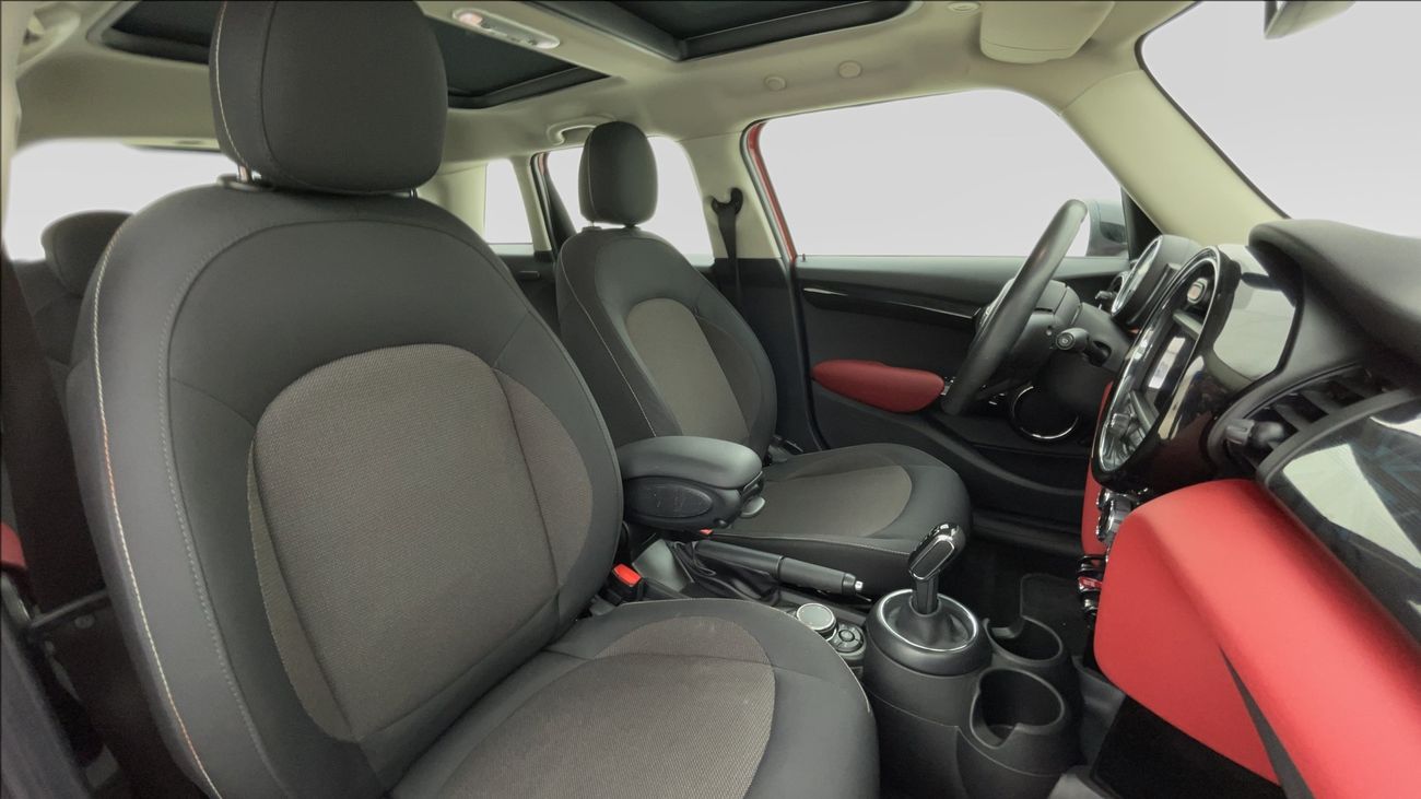 ميني كوبر STD 1.5 | بدون دفعة مقدمة | اختبار القيادة في المنزل