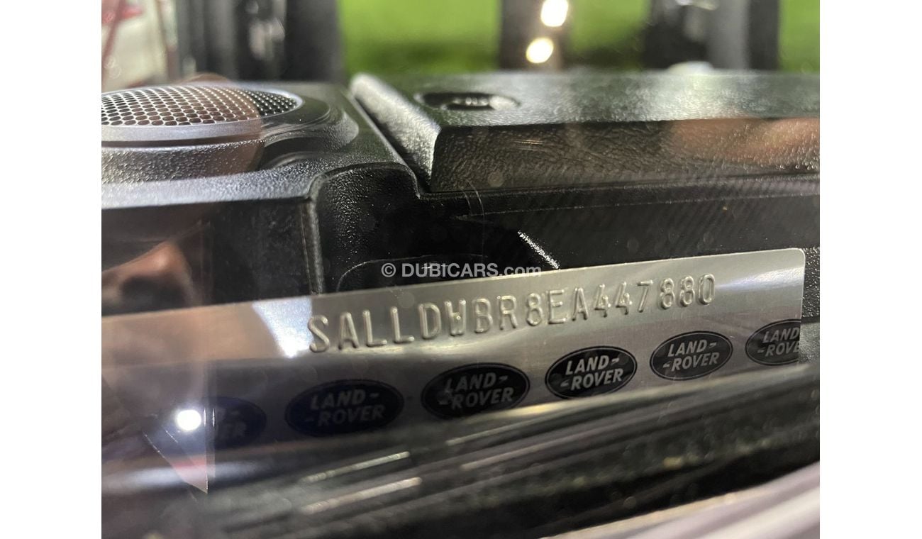 Land Rover Defender LAND ROVER DEFENDER 90 2014 GCC LOW MILEAGE IN MINT CONDITION