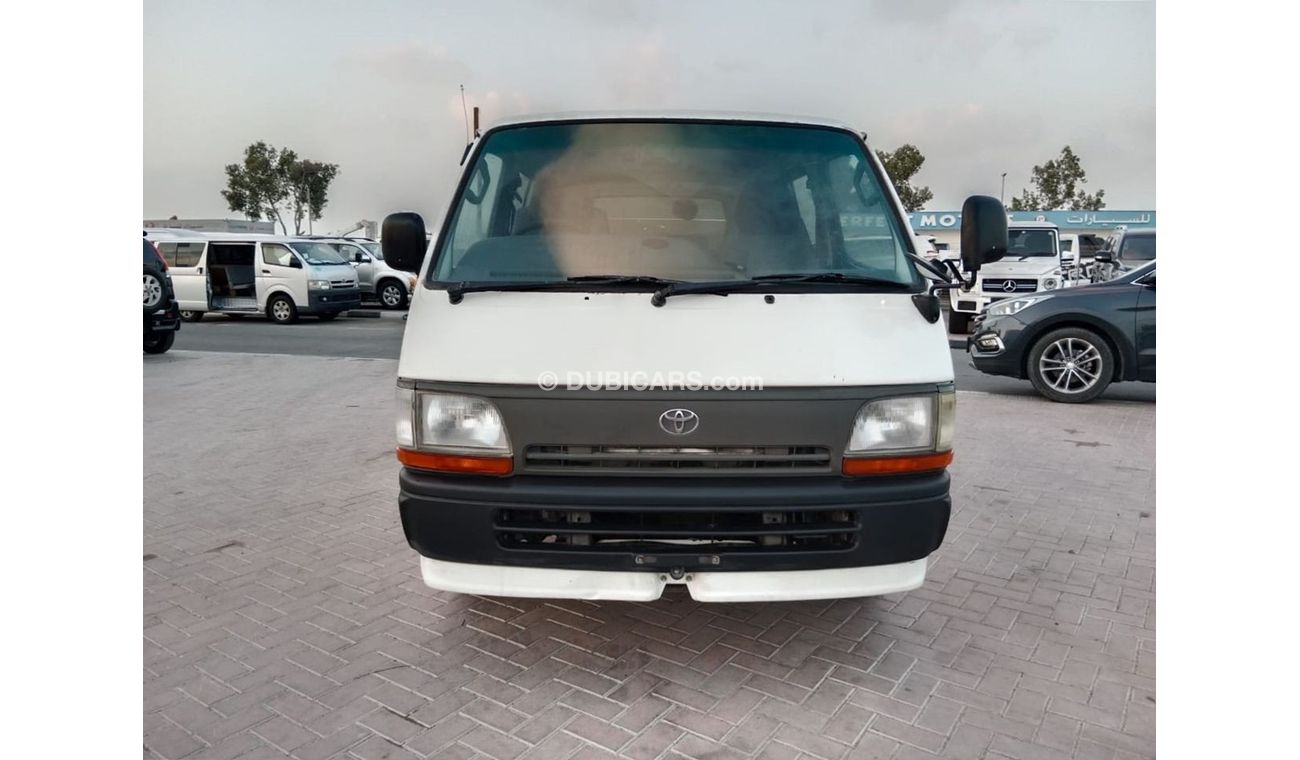 Toyota Hiace TOYOTA HIACE VAN RIGHT HAND DRIVE (PM1211)