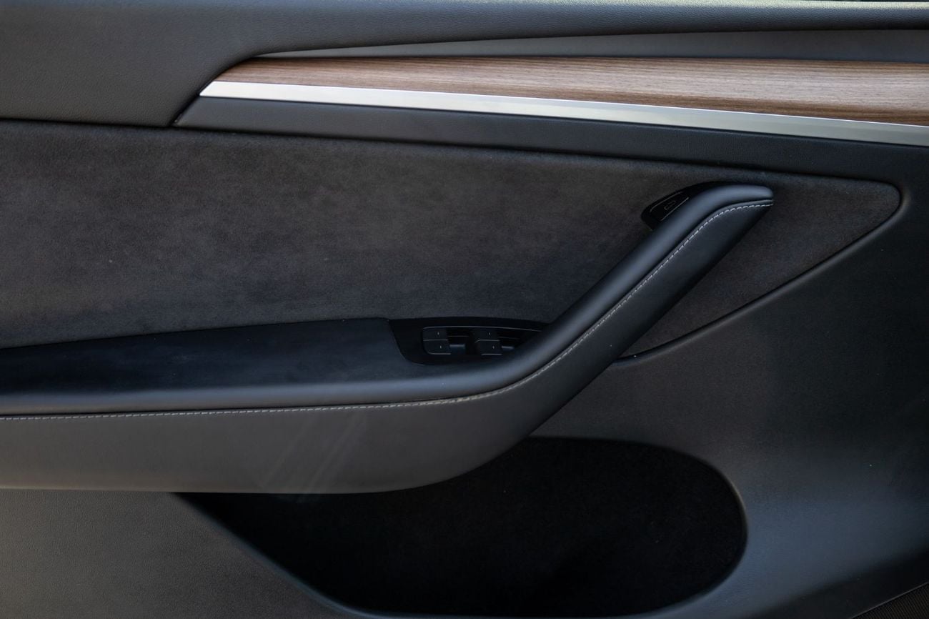 Tesla Model Y Real-Wheel Drive