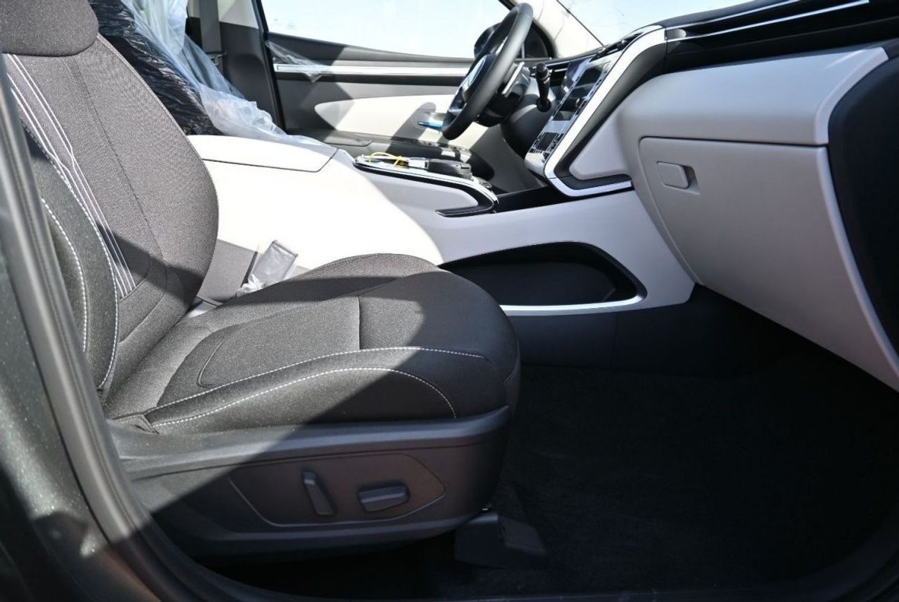 Hyundai Tucson Hyundai Tucson 1.6L Petrol, SUV, FWD, 5 Doors, Cruise Control, Panoramic Roof, Front Electric Seats,